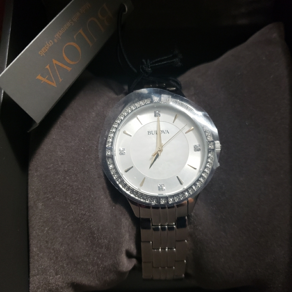 🚫SOLD🚫NWT Bulova Crystal Women's Watch